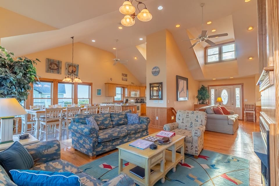 Top Level Living Area