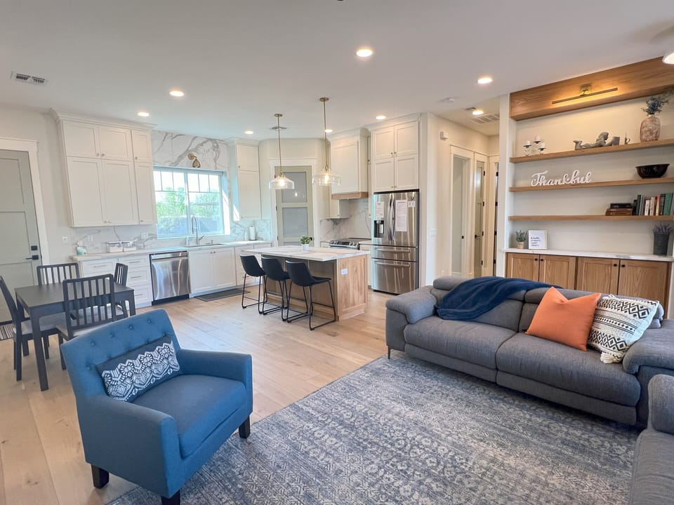 Family Room / Kitchen