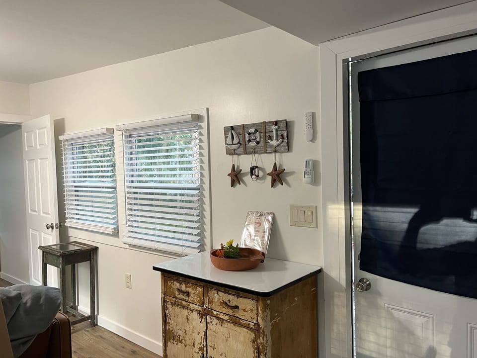 ARTS LIVING AREA