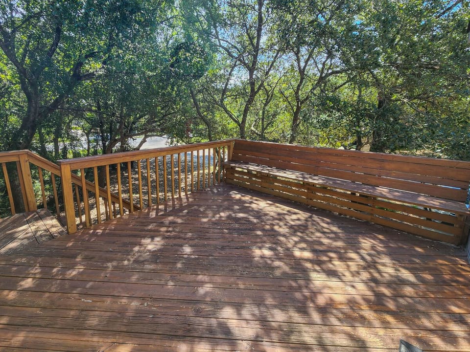 Entry Deck 2022