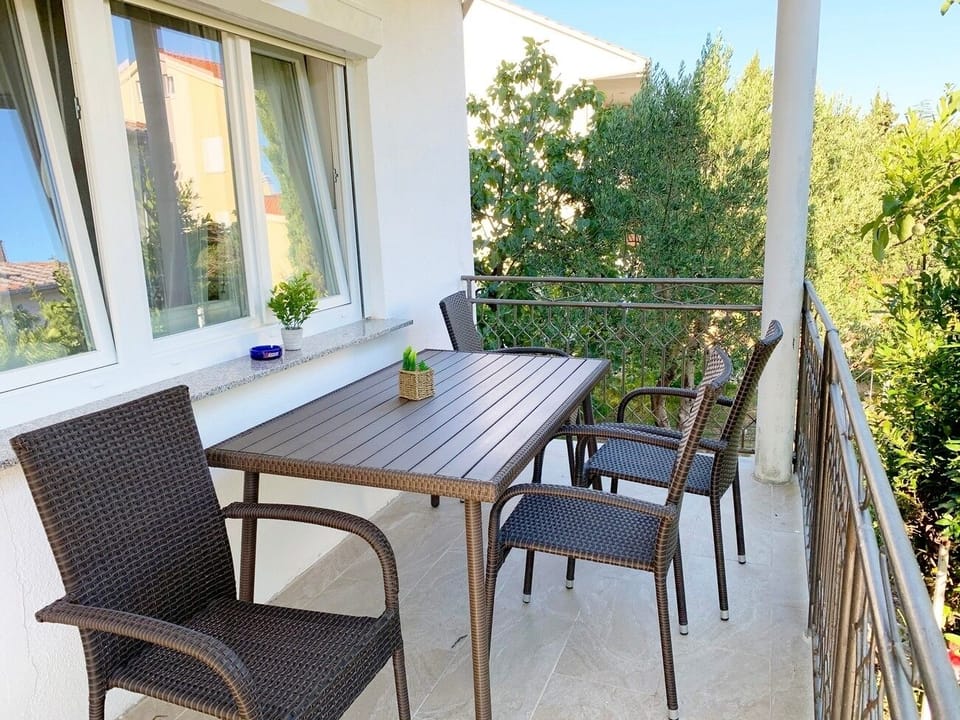 Balcony 1