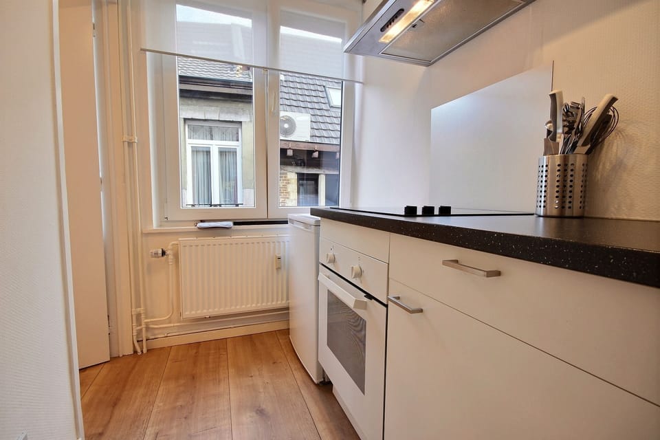 Chez Jean 2-17