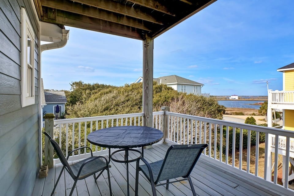 2nd Floor Deck View