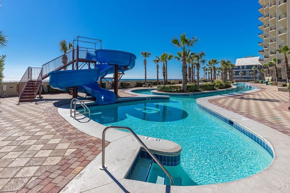 Phoenix West 1205 - Signature Properties