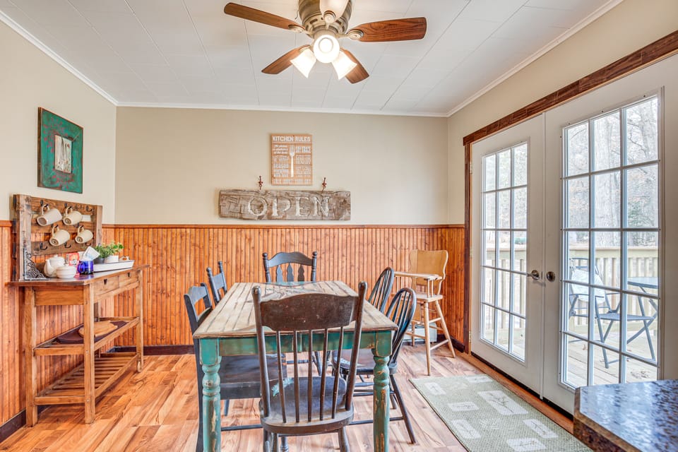 Dining Room | 1st Floor | Fully Equipped Kitchen