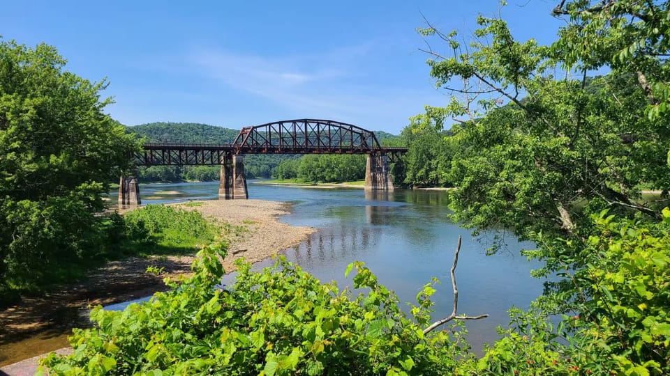 Just a 6-minute drive from bike trails, the Allegheny River and French Creek.