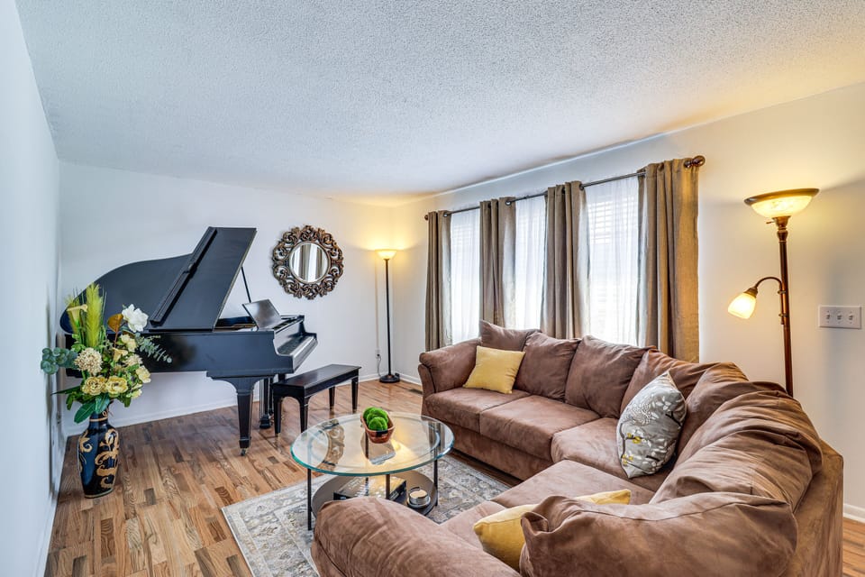 Trenton Vacation Rental | 3BR | 1.5BA | 3 Steps to Enter | 1,400 Sq Ft