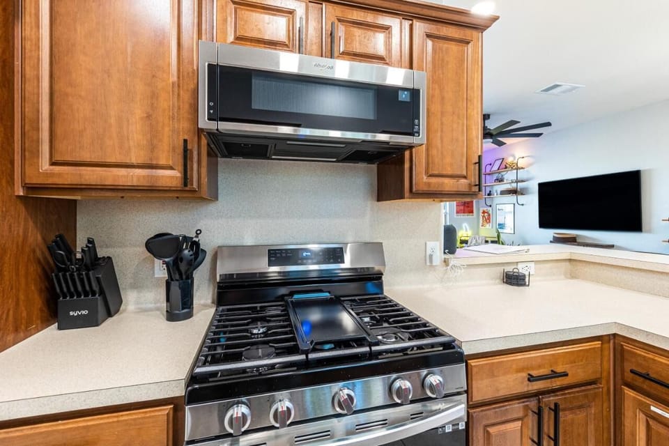 Kitchen (2)