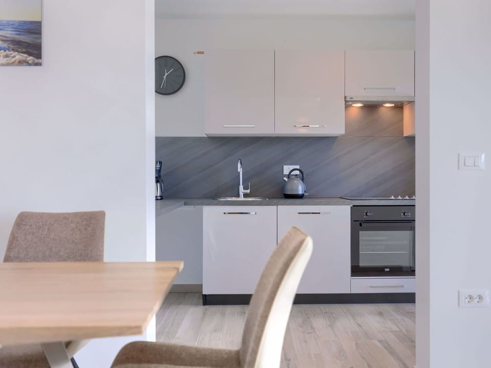 Cabinetry, Furniture, Property, Countertop, Wood, Picture Frame, Sink, Building, Interior Design