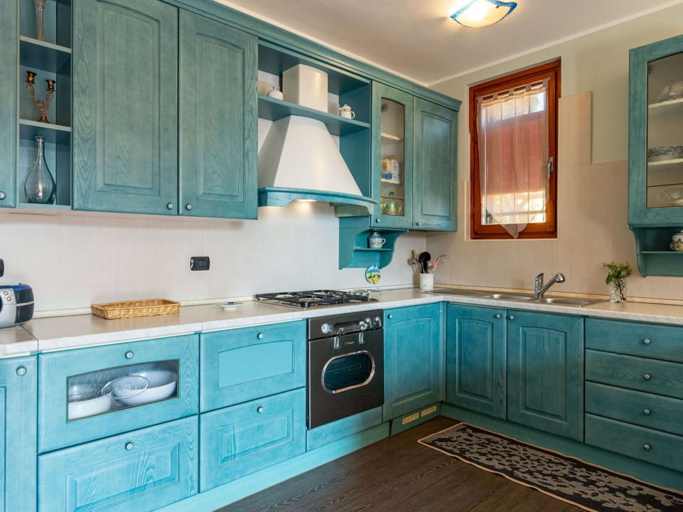 Cabinetry, Countertop, Property, Kitchen Sink, Blue, Sink, Tap, White, Kitchen, Drawer