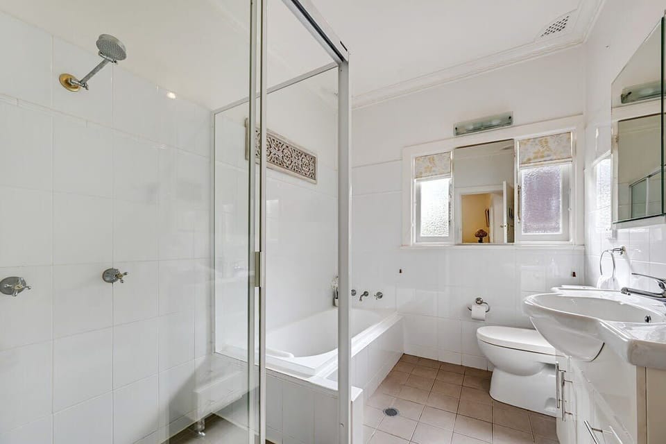 Main Bathroom