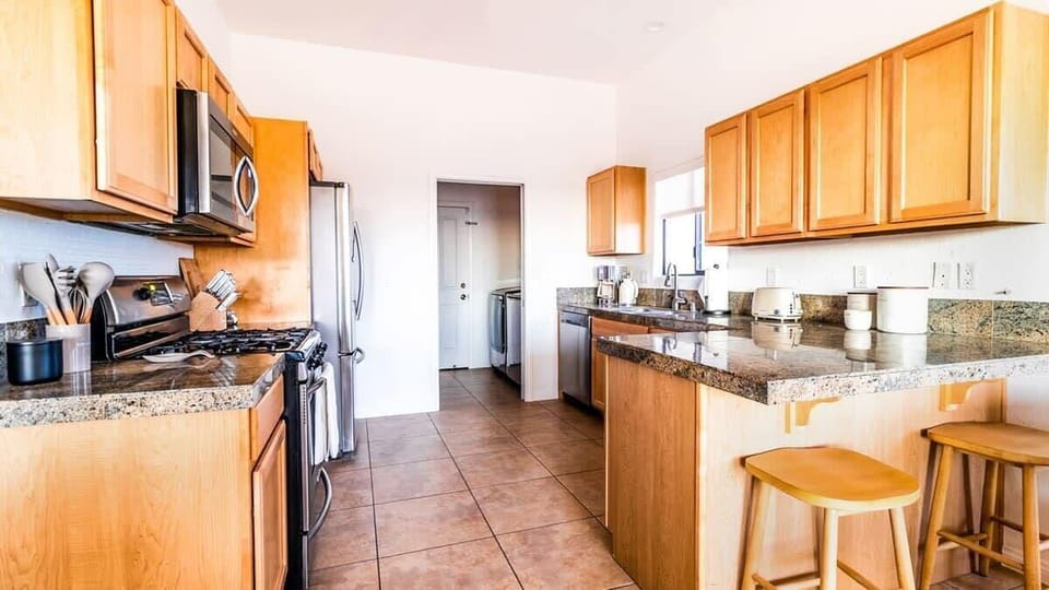Open kitchen