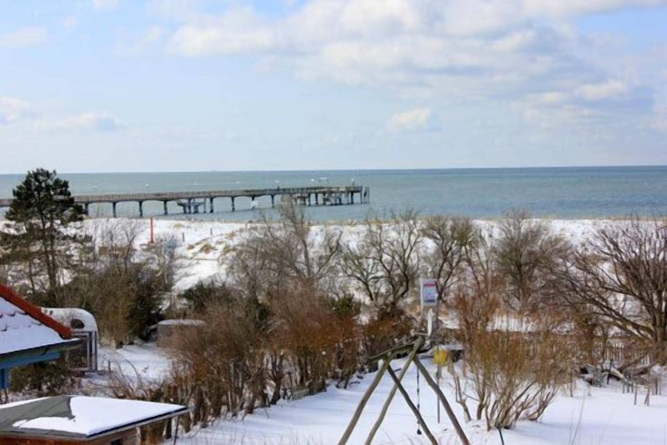 Beach/ocean view
