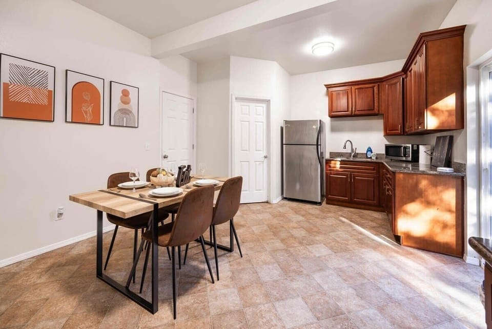 You will have a 4 person dining table