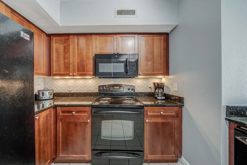 Fully stocked kitchen.