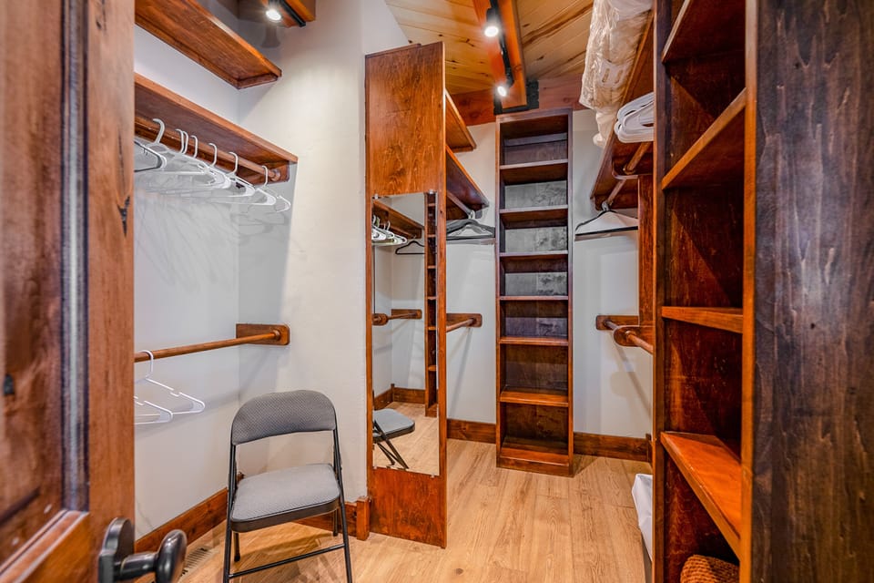Unpack your belongings in our walk-in closet space to keep the bedroom tidy during your stay.