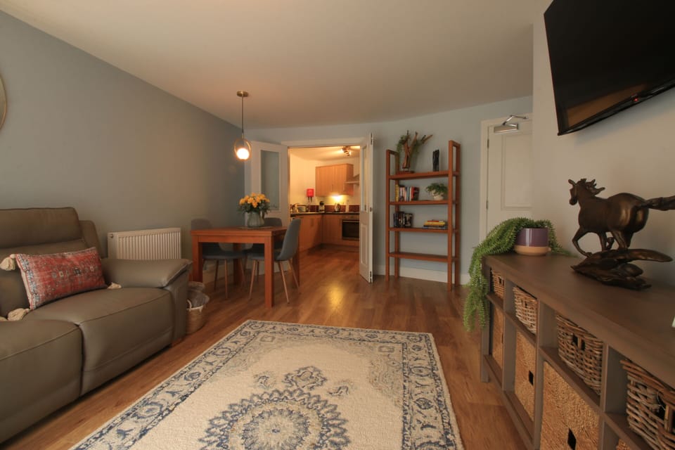 Streamview Lounge