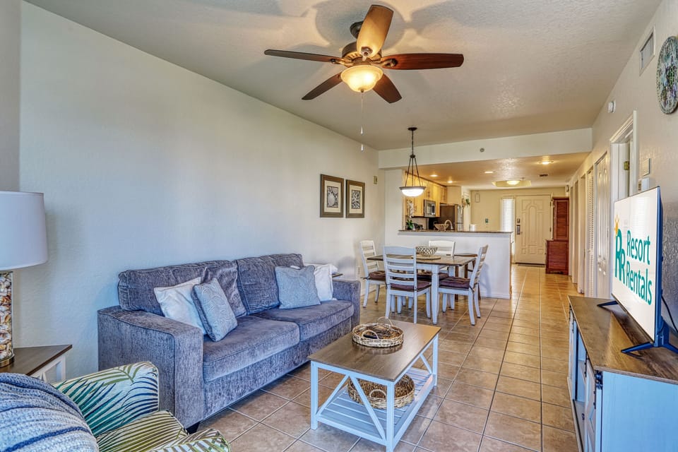 Spacious Living Area