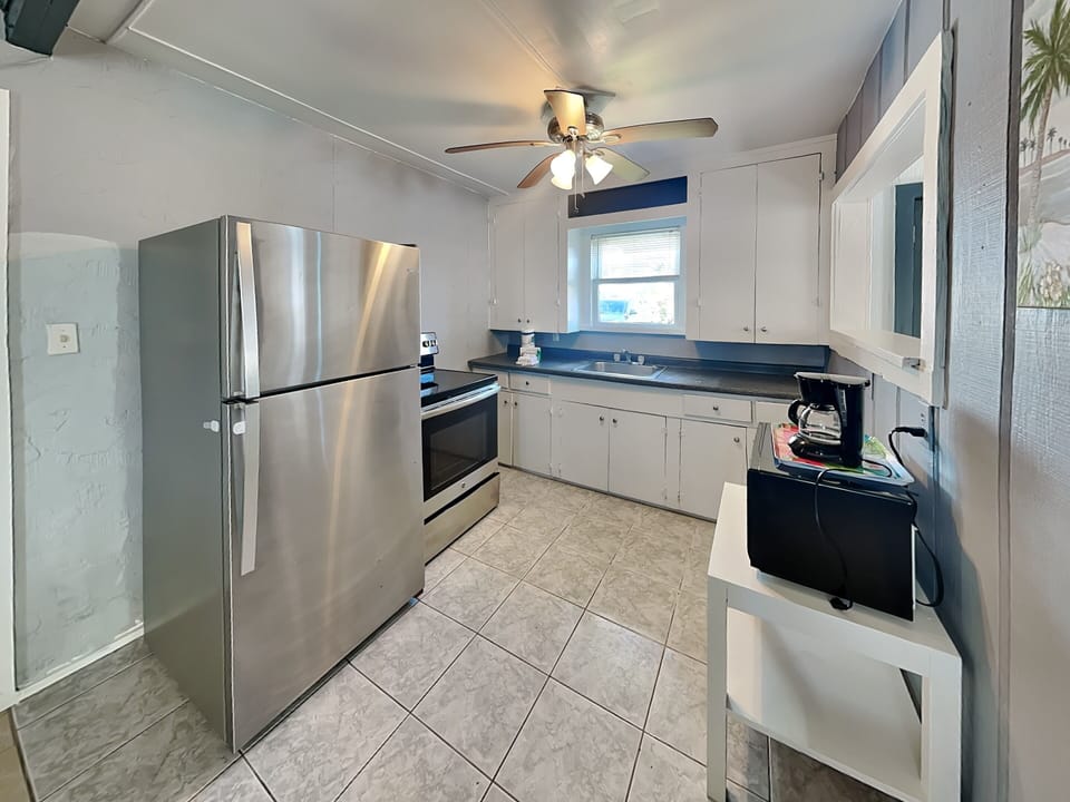 Full Kitchen