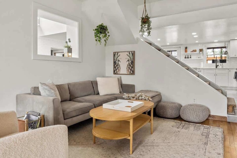 Living area seating