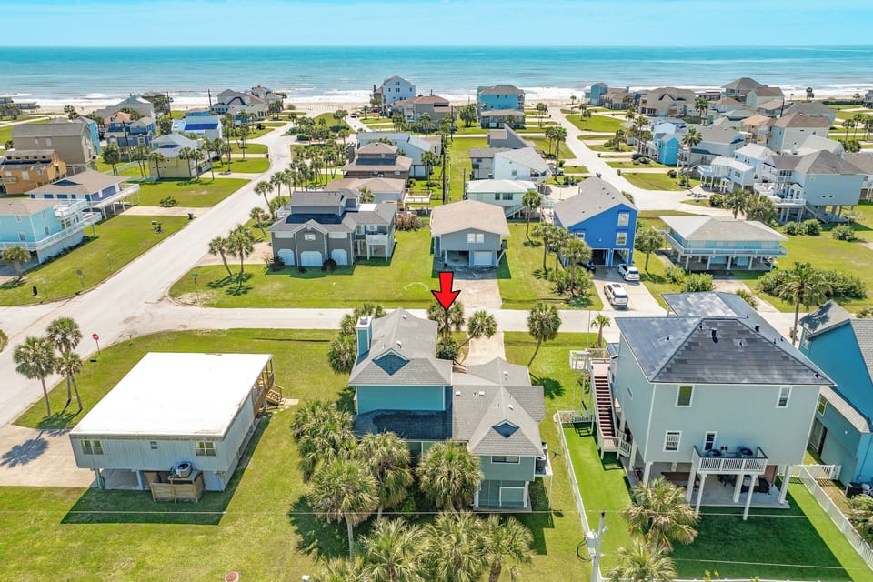 Beachside home located in Pirates Beach