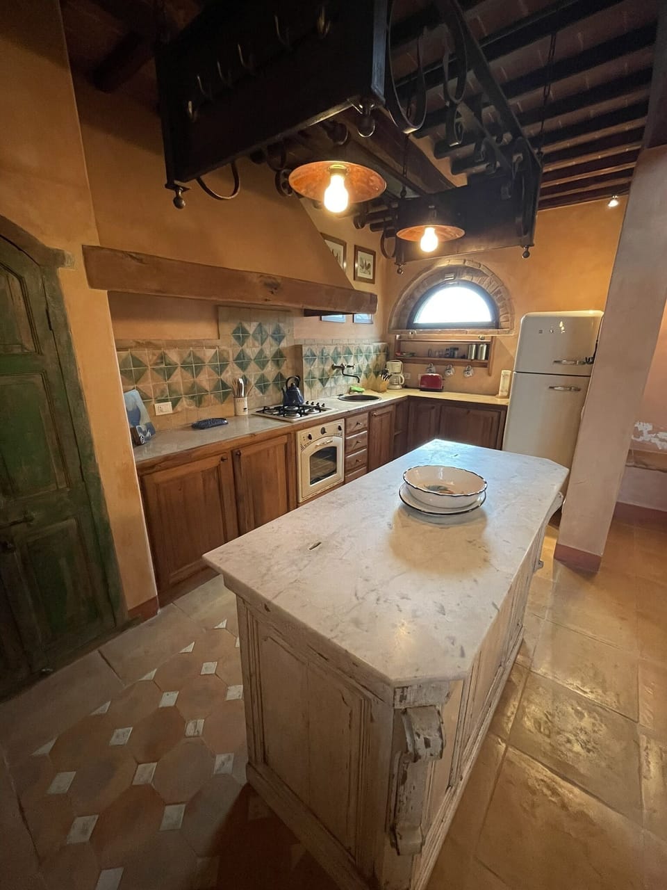 guest house kitchen