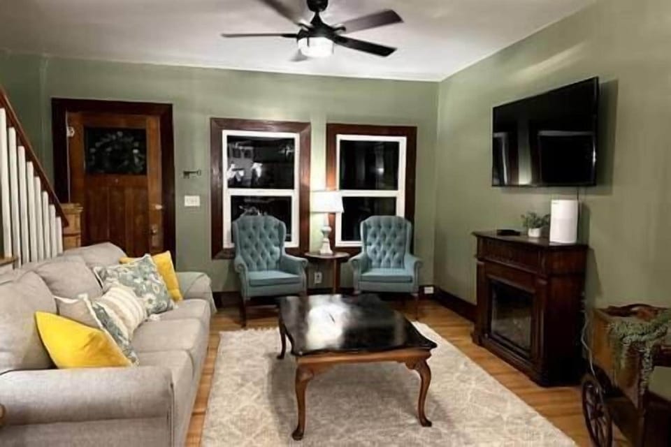 Front Room, electric fireplace, tv, wifi & streaming services