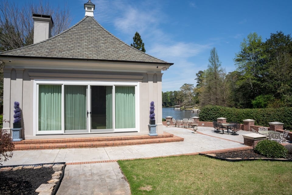 Guest House (1)