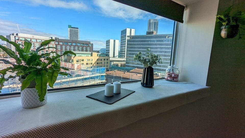 Bedroom City /view