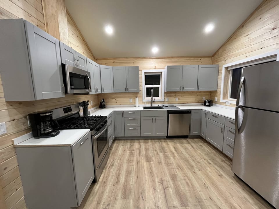 Fully Stocked Kitchen