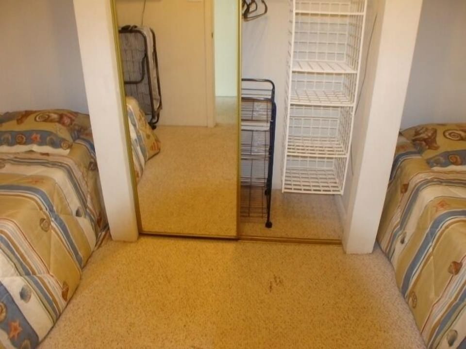 2nd floor bedroom