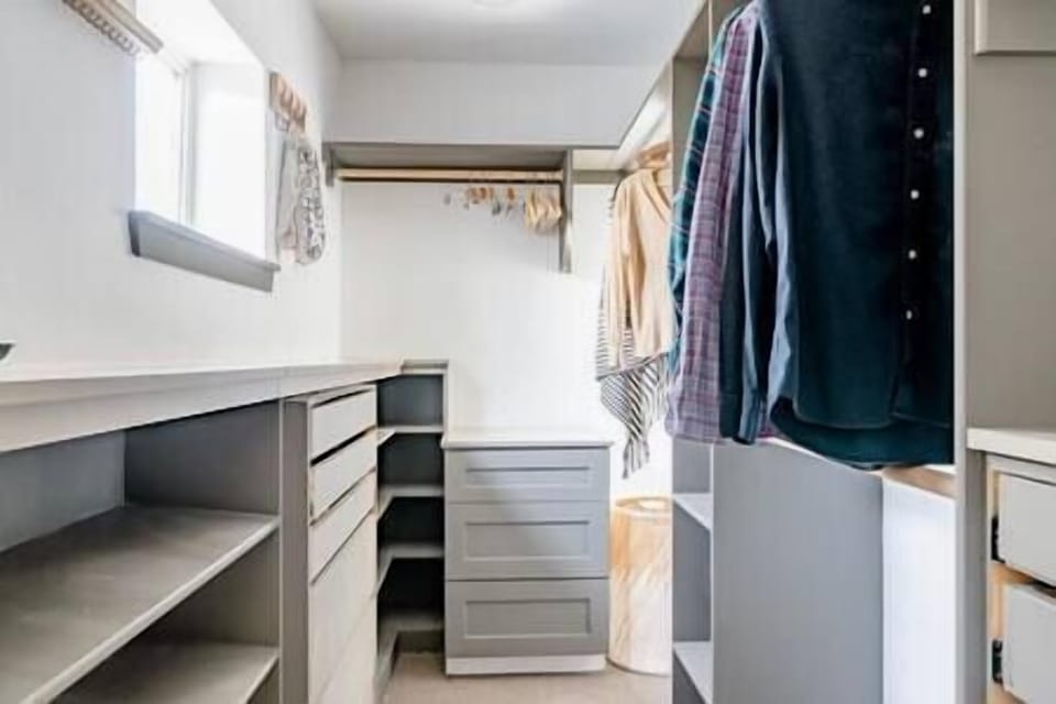 Master bedroom walk in closet