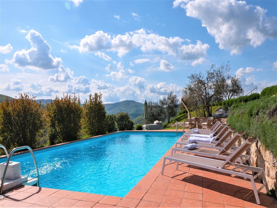 Holiday Home Swimming Pool