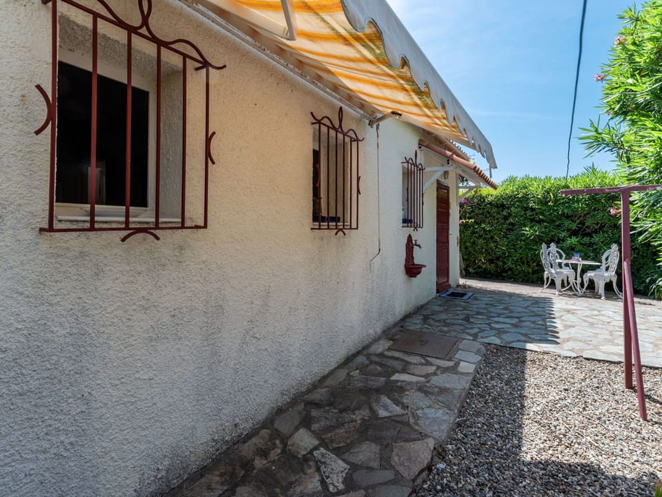 Window, Building, Road Surface, Wood, House, Wall, Flooring, Landscape, Tints And Shades, Facade
