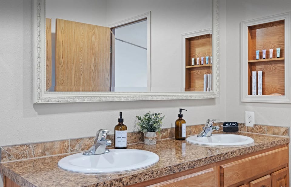 Master Bathroom w/ plenty of countertop space