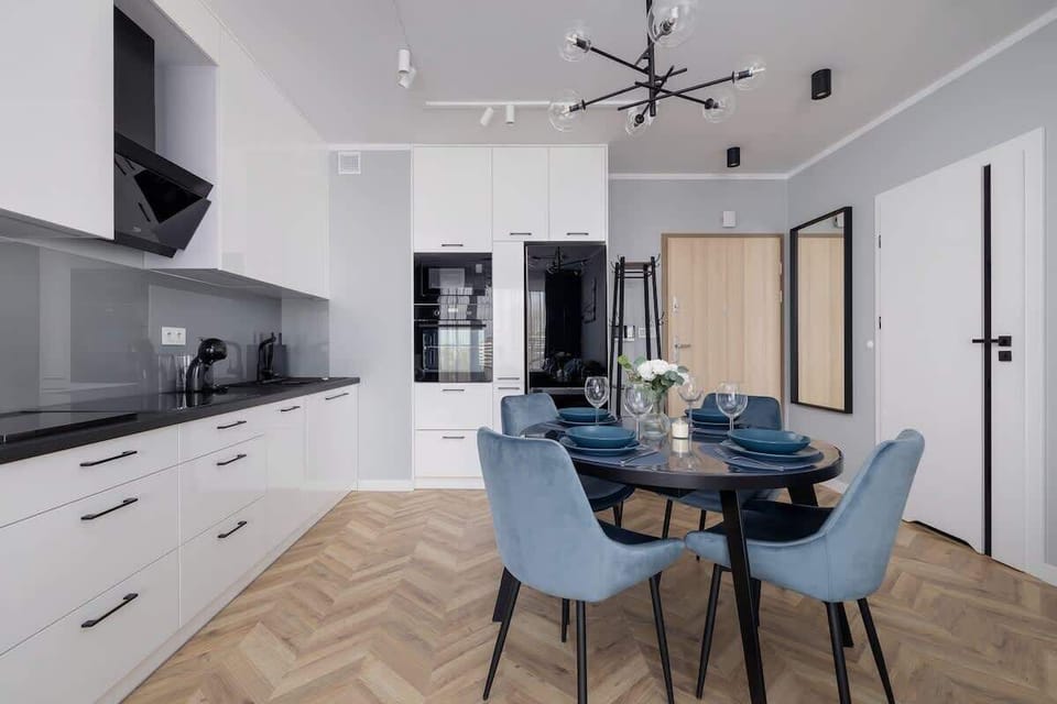 Fully equipped kitchenette and dining area.