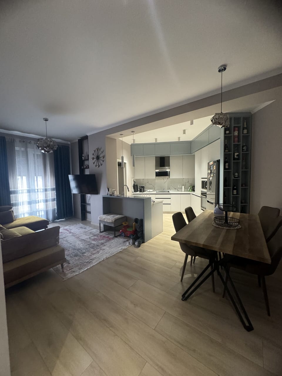 living & kitchen & laundry