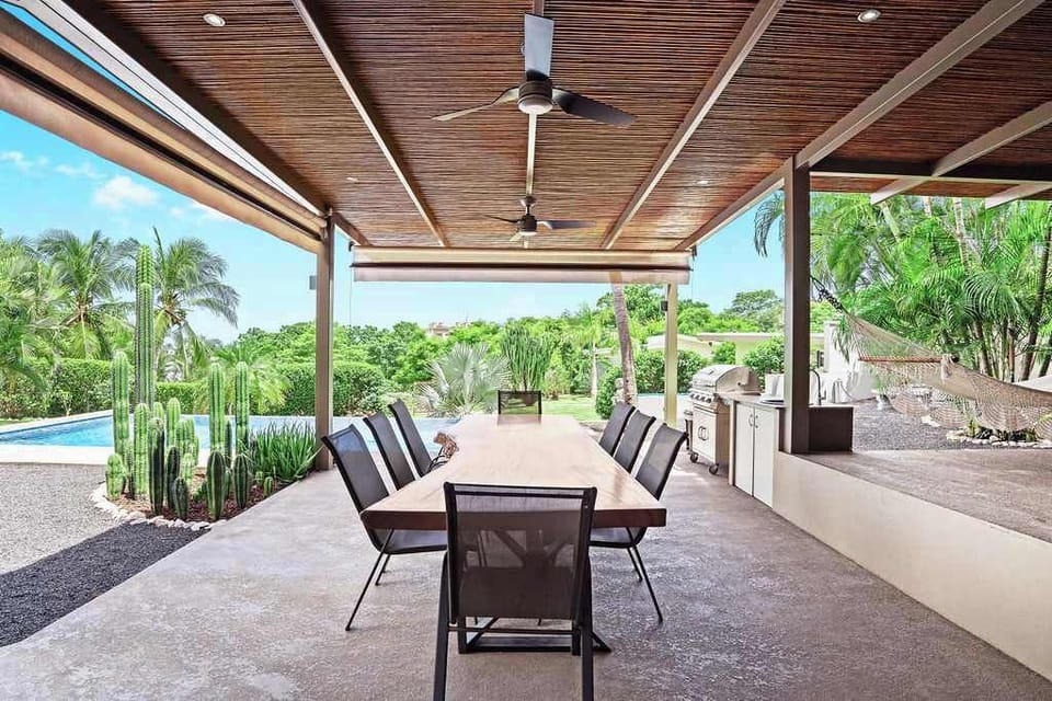 Dine under the stars and let the ocean breeze set the mood.