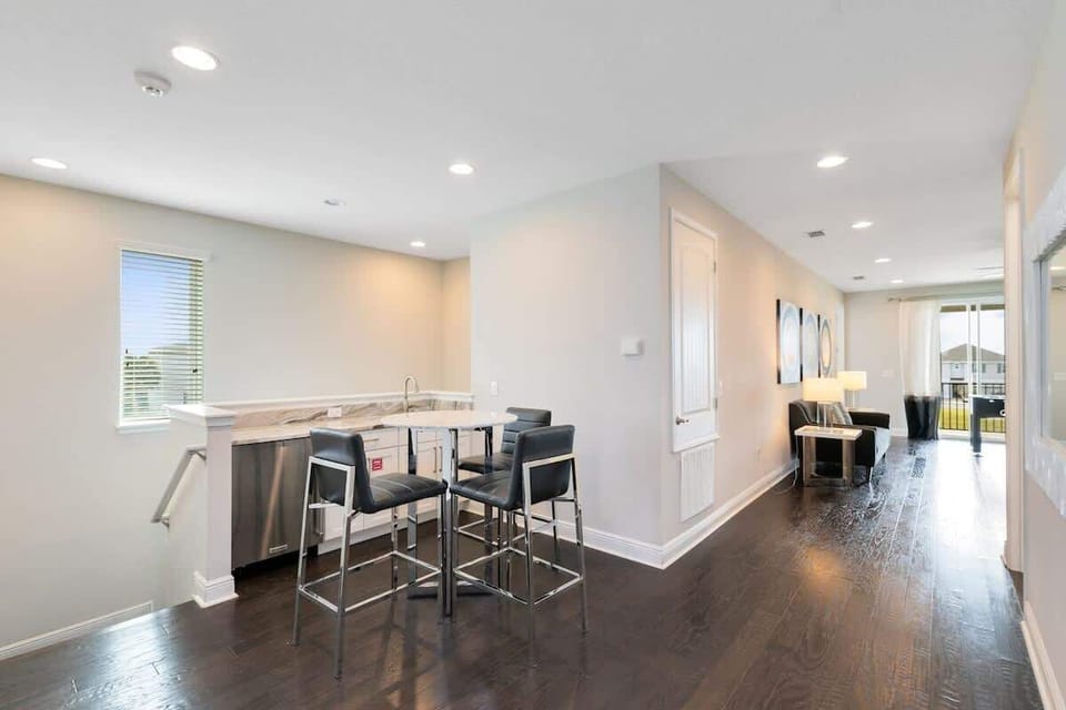 Wet bar on 2nd floor