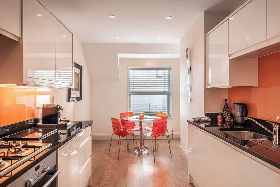 Kitchen 9589