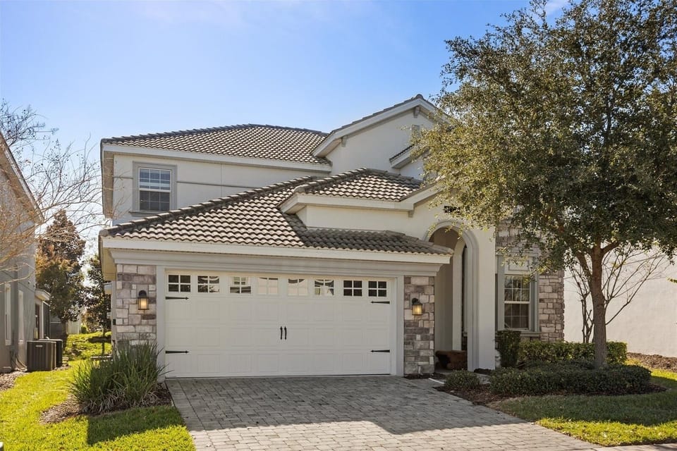 Garage, Indoors, Architecture, Building, House