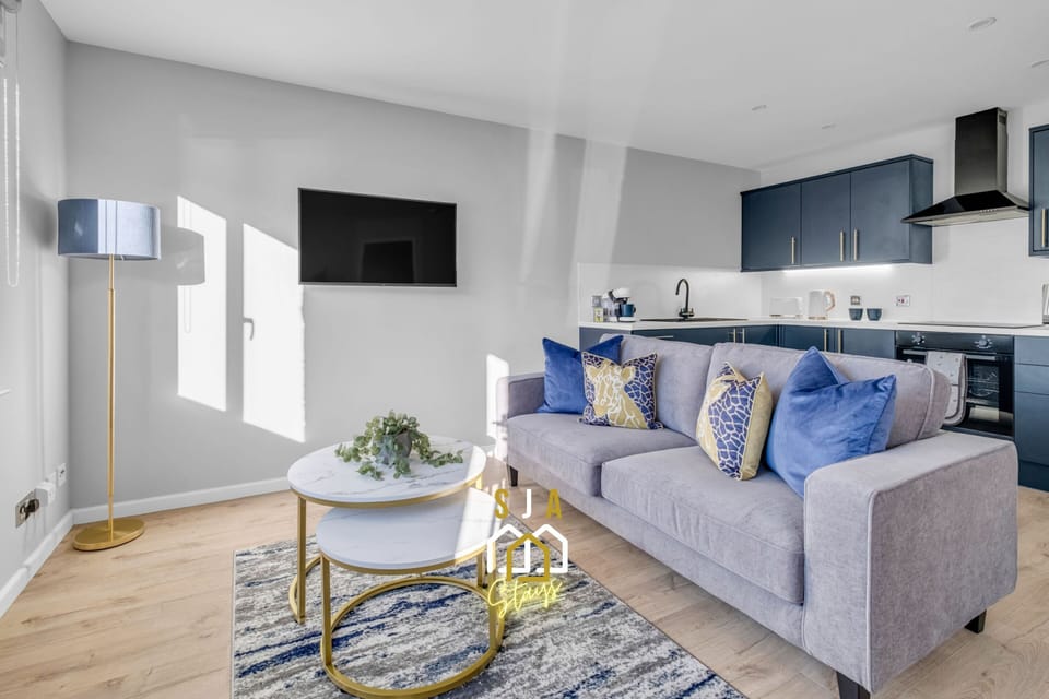 Living Room / Lounge