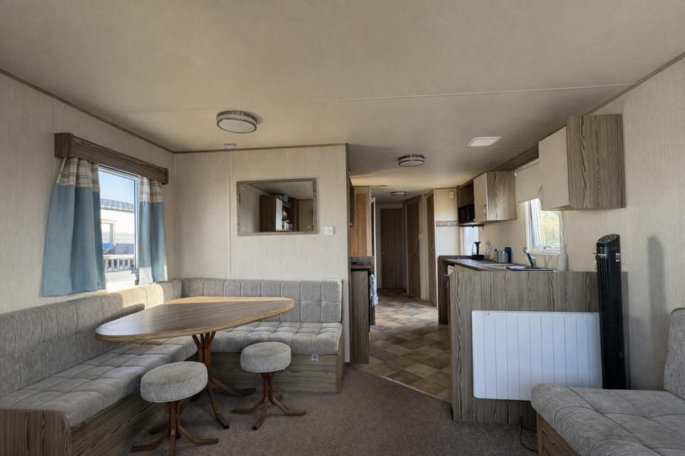 The kitchen and dining space is ideal for preparing the family favourites whilst they relax in front of the TV. Keep up to date with the conversation and plan what you would like to do tomorrow.