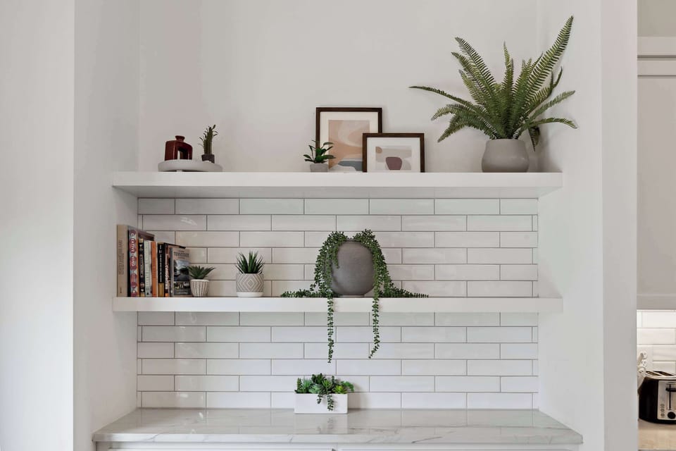 Fully equipped space for brewing and enjoying your favorite coffee.