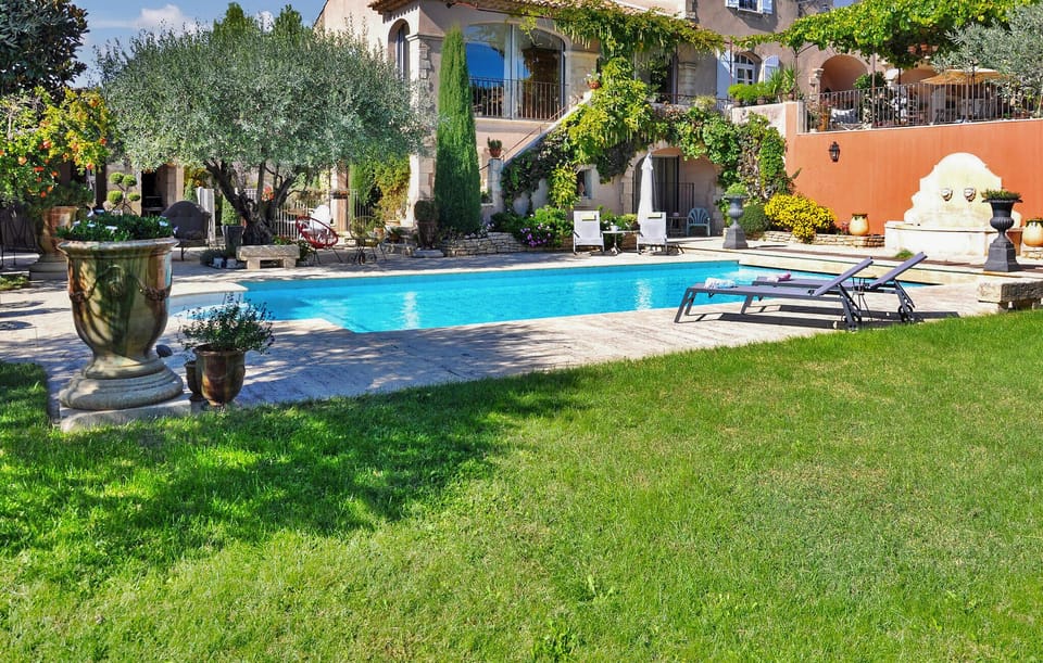 pool