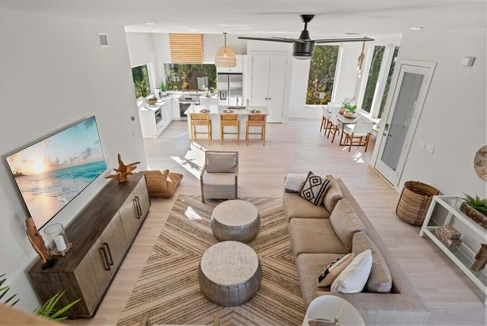 Open beautiful living area downstairs, cook, dine and lounge!
