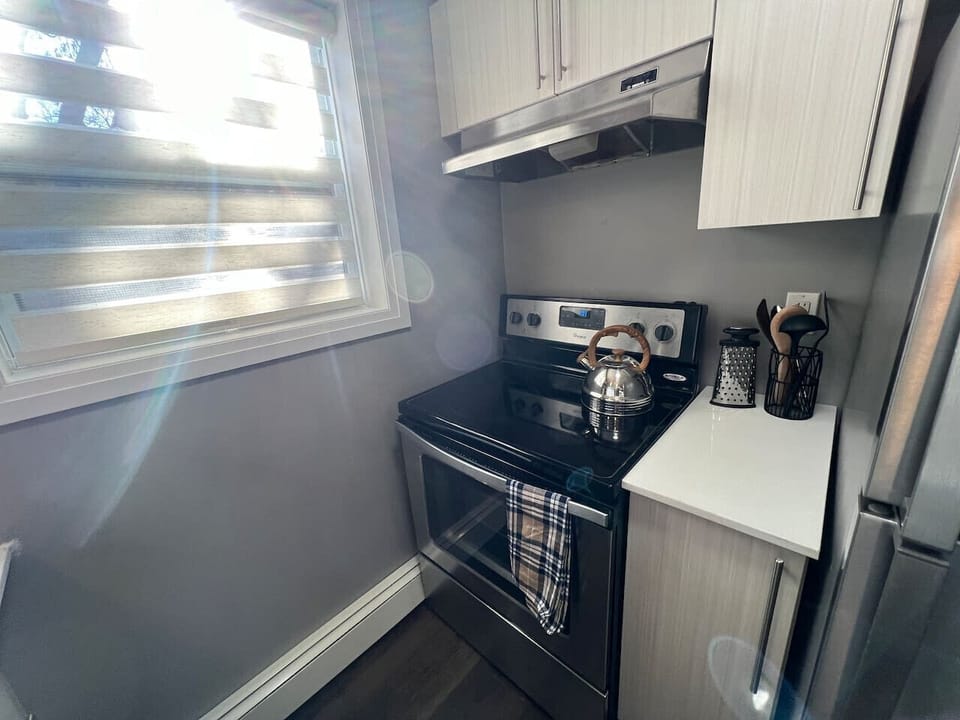 The kitchen is fully equipped, making it easy to cook and enjoy your meals.