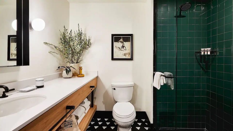 Start the day in a spotless bath with spa-like finishes.