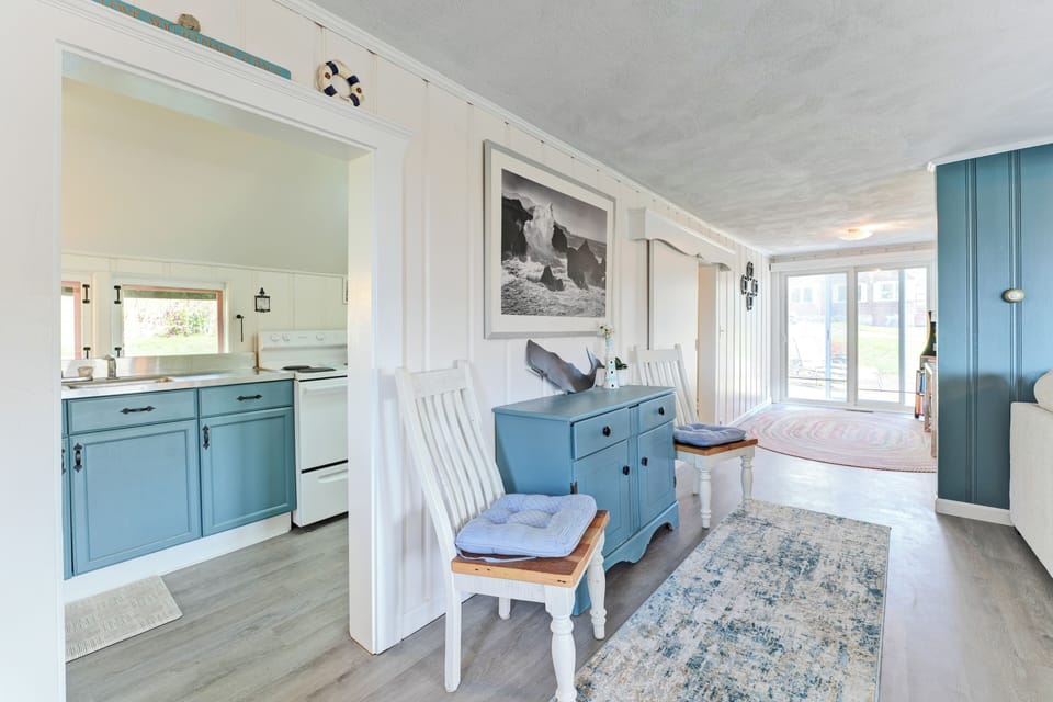 Sitting Area | Ground Floor