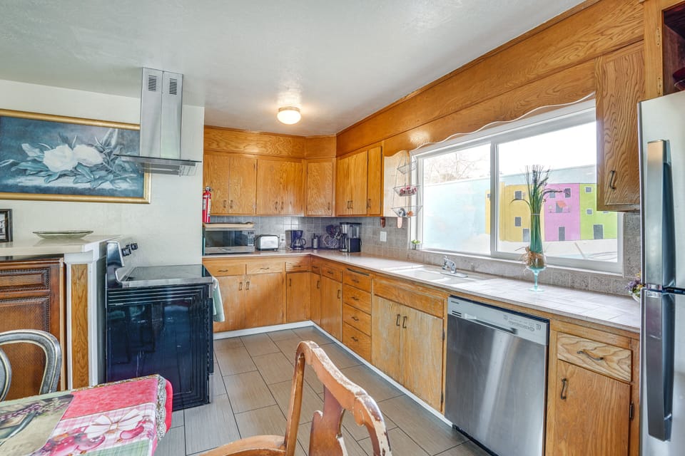 Kitchen | Keurig & Drip Coffee Makers | Dishwasher | Cooking Basics